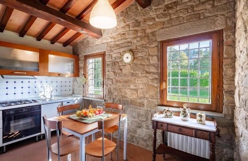 Bivigliano Apartment | Orchidea