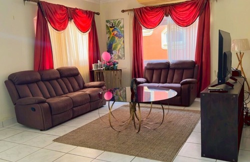 La Lima House | it is a beautiful house with 3 bedrooms with four bathroom etc
