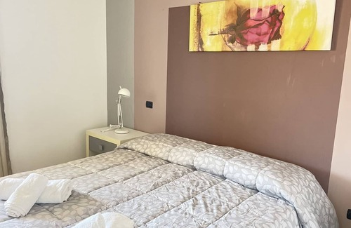 Le Castella Apartment | Le Castella Home 9-Apartment-Family-Private Bathroom-Patio