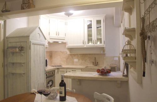 Marina di Castagneto Carducci Apartment | Cosy apartment for 4 guests with WIFI, TV and parking
