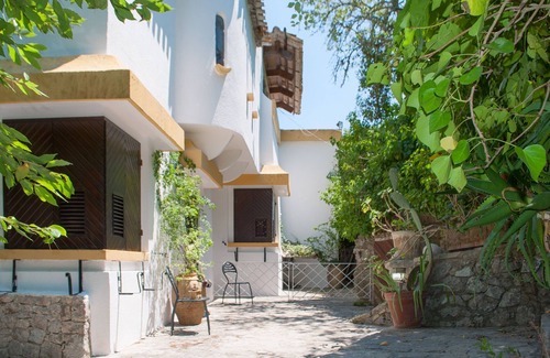 Marina di Marittima Villa | La Cala on Acquaviva Villa