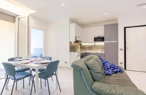 Calambrone Apartment | "Orchidea" Holiday Home with Beach and Pool in Pisa