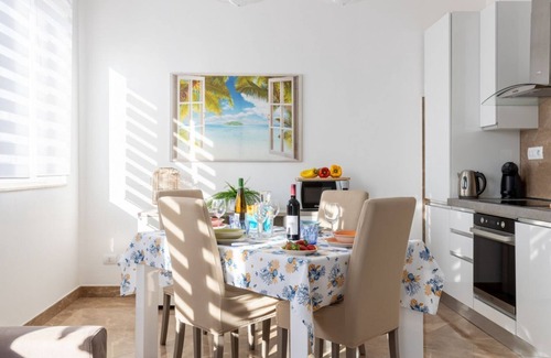 Calambrone Apartment | Seaside Apartment with swimming pool and parking
