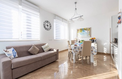 Calambrone Apartment | Seaside Apartment with swimming pool and parking
