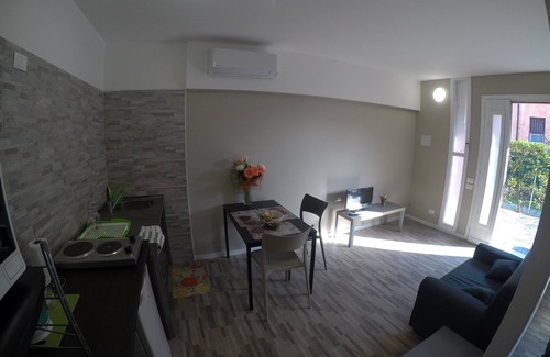 San Trovaso House | Mini LE GRAZIE TREVISO-VENICE Entire three-room apartment for 2 guests