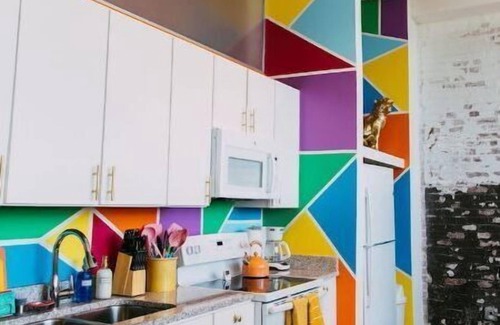Crosstown Apartment | It's All Coming Up Rainbows & Adventures @Crosstown