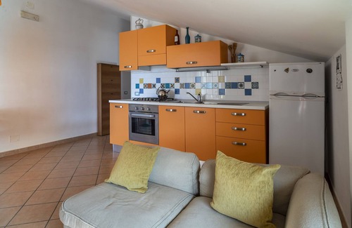 Santa Maria di Castellabate Apartment | Apt Topazio - Villa Preziosa, sea front with terrace
