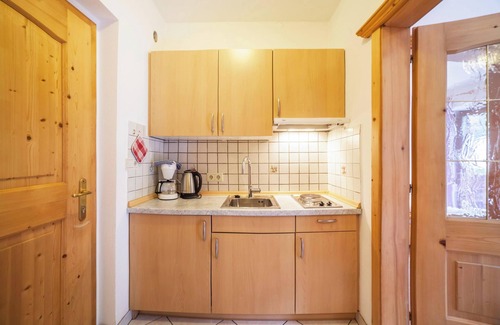 San Martino in Passiria Apartment | Apartment ‘Sonnenparadies 2’ with Mountain View, Wi-Fi & Garden