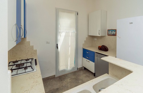 Torre San Giovanni Villa | LA MAISON BLUE MARIA SUNDAY MALAGNINO 70 meters from the SEA 2 bedrooms 2 bathrooms wi-fi