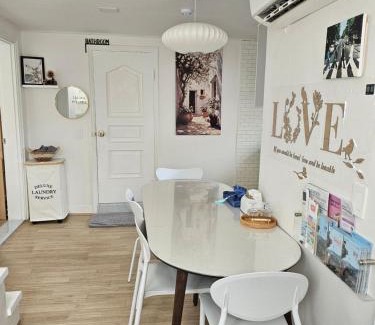 Yongsan-gu Apartment | itaewon private house with rooftop 7min from itaewon