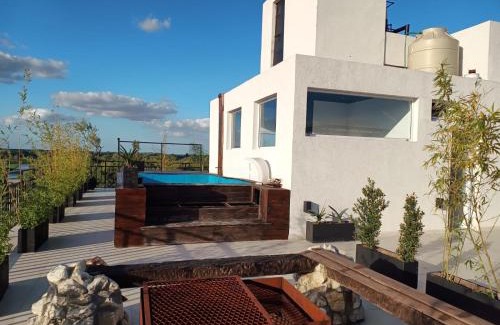 Tigre Apartment | Italia 440 2C