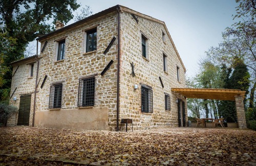 Cupramontana House | italian country house