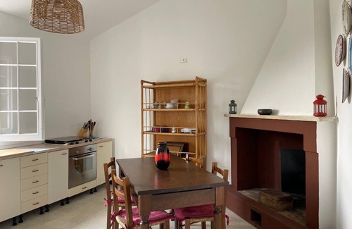 Sant'Omero House | Italian Country House
