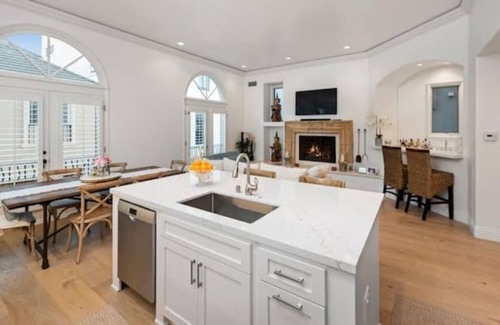 Marina del Rey Villa | Italian luxury beach mansion