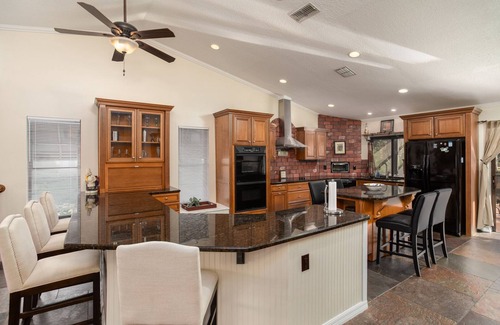 Westchase House | Italian Retreat, Secluded 1.5 acre Pool Home, up to 8 people max, 5 bedrooms
