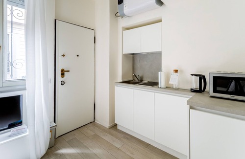 Magenta Apartment | Italianway - The B Village Standard - Apt 02