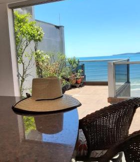 Itapema Apartment | Itapema-Meia Praia- 3 quartos - Frente Mar!