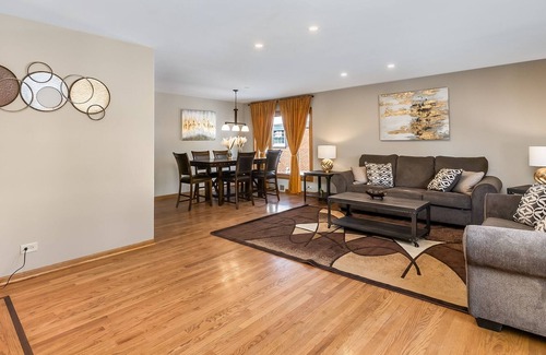 Itasca House | Itasca Rental