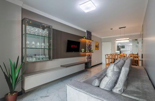 Centro House | ITNC143- Frente ao mar! Amplo ap com 3 quartos+3WC