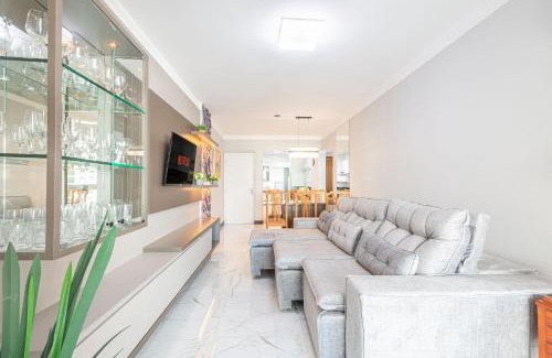 Centro House | ITNC143- Frente ao mar! Amplo ap com 3 quartos+3WC