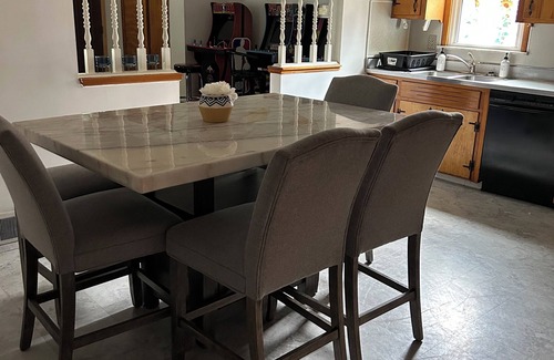 Richmond Heights House | Its Football season bring your family out for a comfortable at home experience!