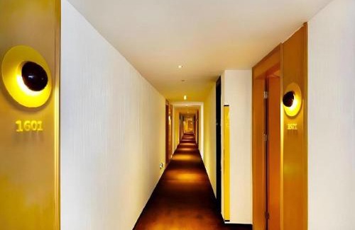 Yunyan District Hotel | IU Hotel Guiyang North Station Shibei Road