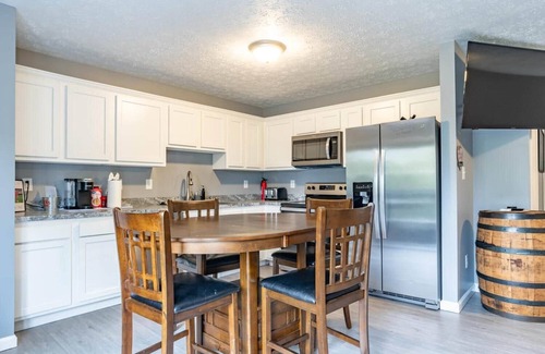 Bloomington Apartment | IU Soccer Hideaway - 4 Bd Townhome by IU Sports