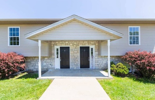 Bloomington Apartment | IU Soccer Hideaway - 4 Bd Townhome by IU Sports