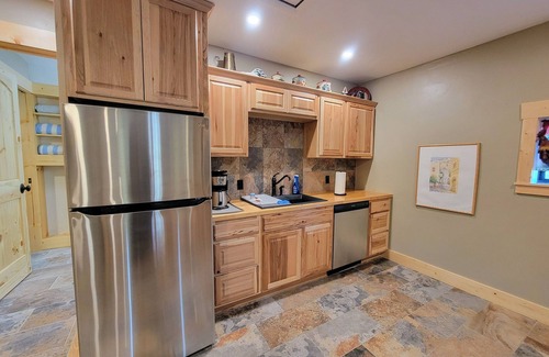 Pagosa Springs House | IVACAZ Suites on the Golf Course