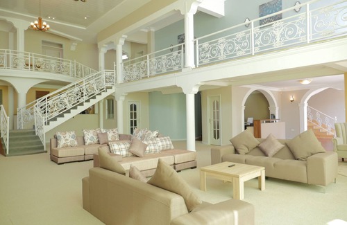 Muyenga Hotel | Ivory Castle Boutique Hotel