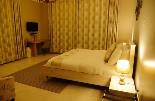 Muyenga Hotel | Ivory Castle Limited