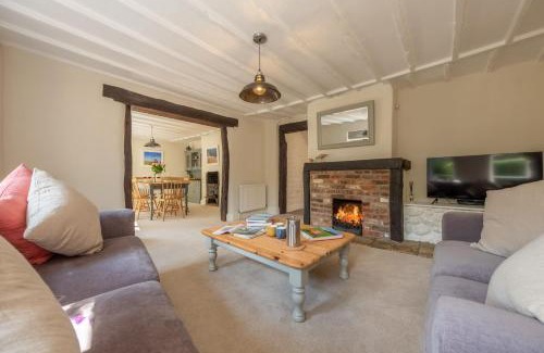 Docking House | Ivy Cottage D