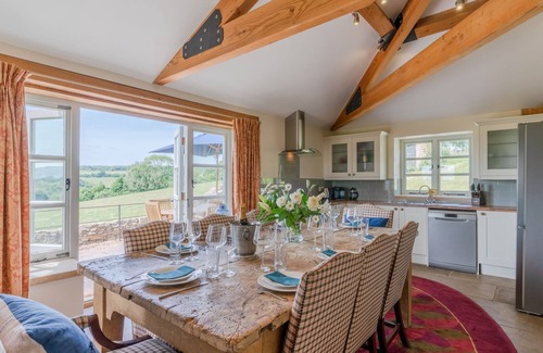Biddestone Cottage | Ivy Cottage, Euridge - sleeps 9 guests in 4 bedrooms