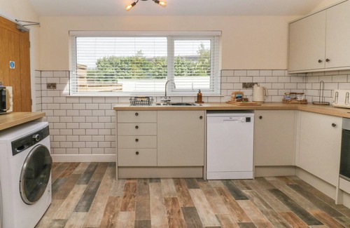 Calder Bridge Cottage | IVY COTTAGE, pet friendly, country holiday cottage in Seascale