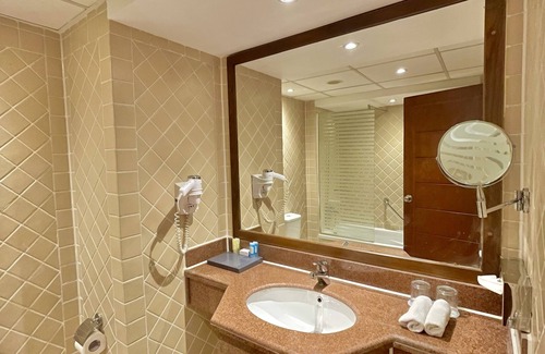Ras Nasrani Resort | Ivy Cyrene Island Resort