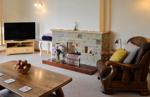 Selby House | Ivy Grange Cottage