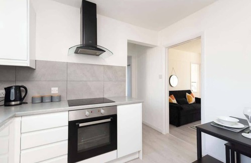 Filton House | Ivy House - 3 Bedroom House In Bristol