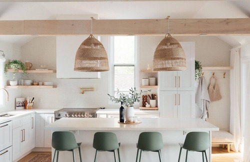 Ashfield-Colborne-Wawanosh Cottage | Ivy Lane Cottage is a completely renovated modern Retreat
