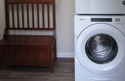 Penrose Cabin | Ivy Ridge, a Cabin in the Woods, Near DuPont and Pisgah National Forests