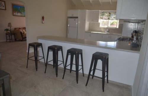 Douglas Apartment | Ixoras Beach Apartments