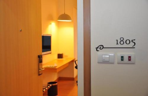 Chatuchak Hotel | Iyarin @ Tuk Chang Hotel