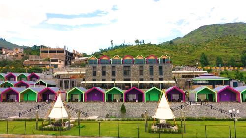 Miandam Hotel | IYI Luxury Inn Swat