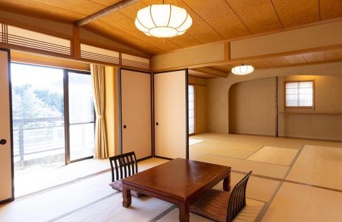 Izu Nagaoka Onsen Hotel | Izu Nagaoka Kinjokan