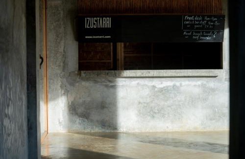 Burgos House | Izustarri