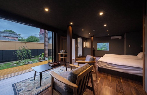 Tahara House | IZUTSURO