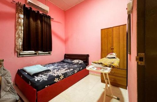 Kampung Badang House | Izzah homestay pcb