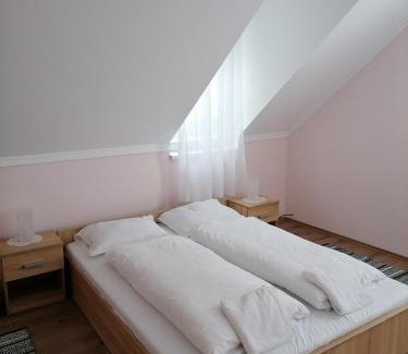 Nyirlovo House | Jázmin Vendégház