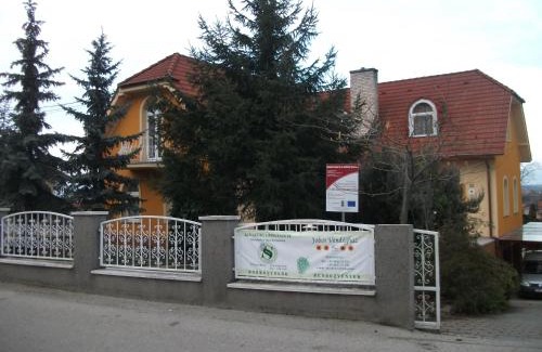 Gyorujbarat House | Jóbor Vendégház