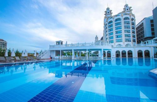 Sorgun Mahallesi Hotel | J'adore Deluxe Hotel & Spa Ultra All Inclusive