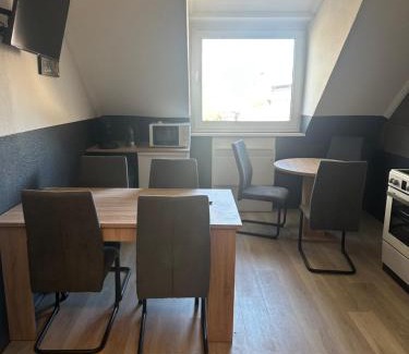 Marxloh Hostel | J&D Zimmervermietung
